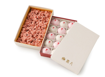 紅白上用饅頭と赤飯